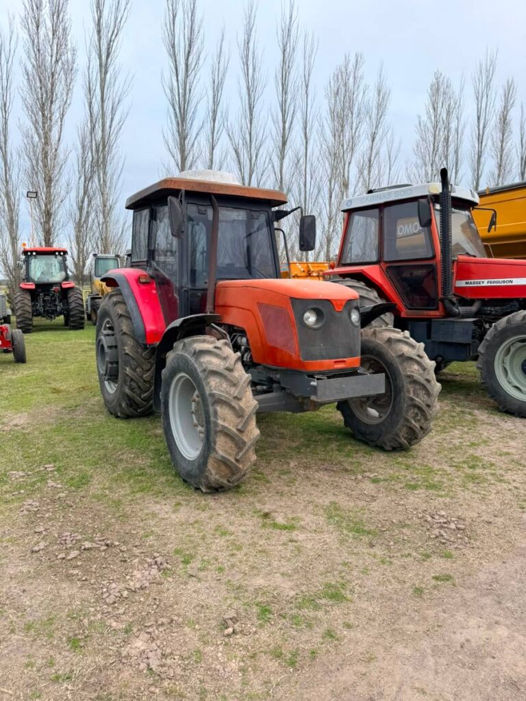 Tractor Massey Ferguson 4292 HD